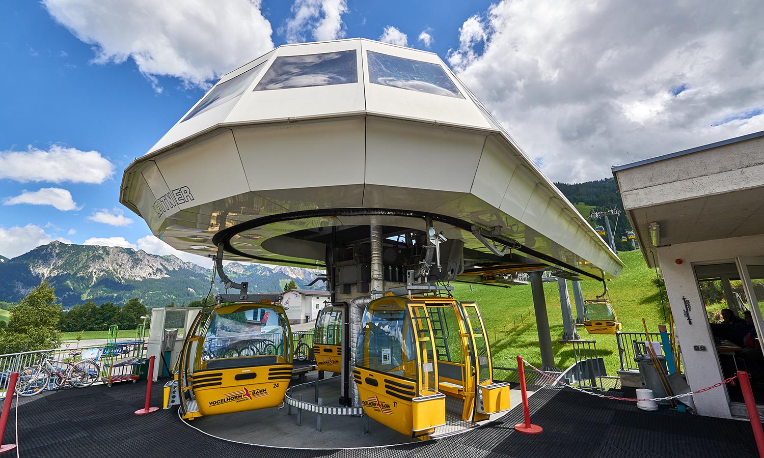 Bahn und Liftbetriebe im Tannheimer Tal / Tirol